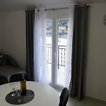 Stella *