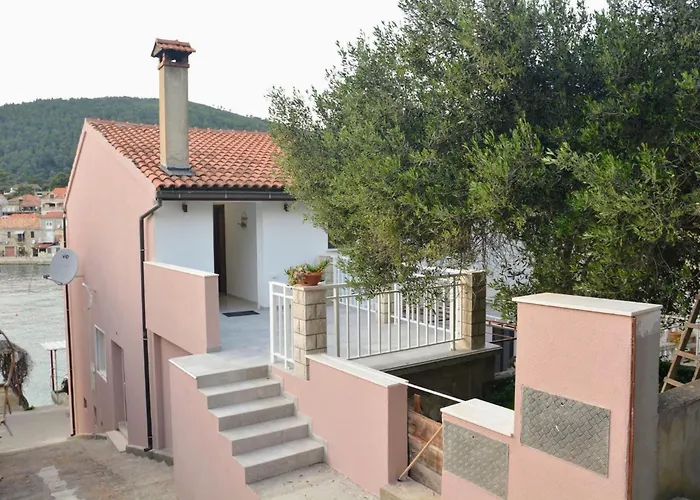 Проживание в семье Stella *